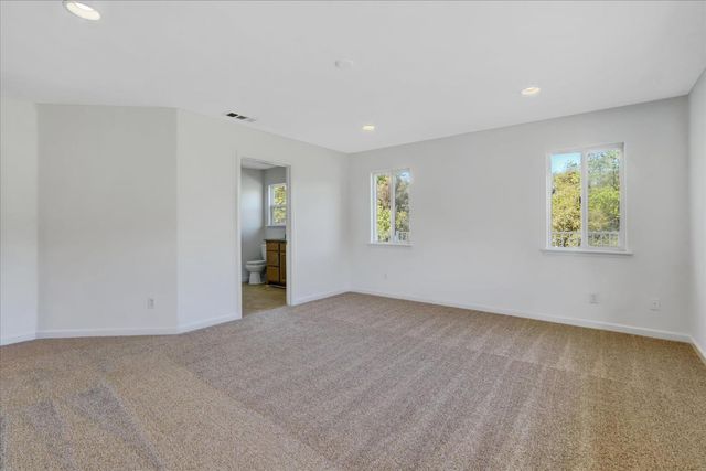 14319 Ballantree Ln, Grass Valley, CA 95949