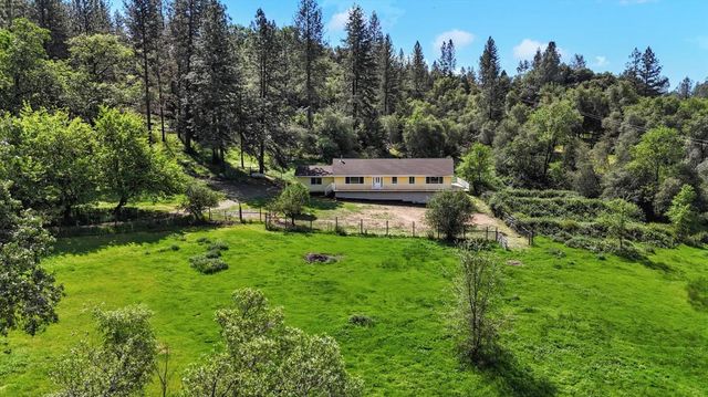 14319 Ballantree Ln, Grass Valley, CA 95949