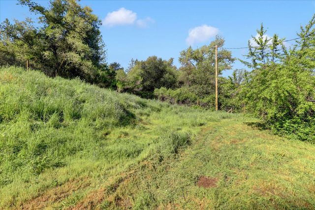 14319 Ballantree Ln, Grass Valley, CA 95949