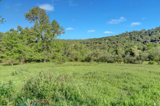 14319 Ballantree Ln, Grass Valley, CA 95949