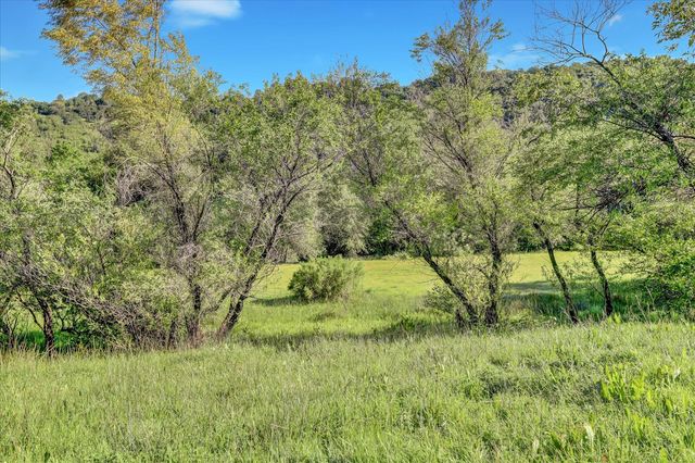 14319 Ballantree Ln, Grass Valley, CA 95949