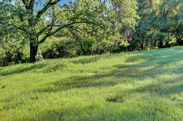 14319 Ballantree Ln, Grass Valley, CA 95949