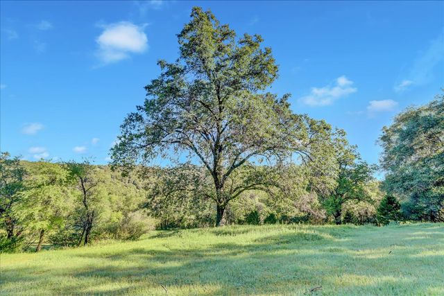 14319 Ballantree Ln, Grass Valley, CA 95949