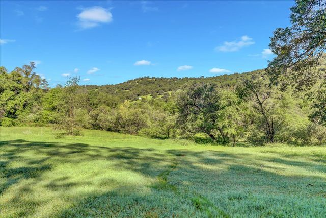 14319 Ballantree Ln, Grass Valley, CA 95949