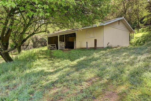 14319 Ballantree Ln, Grass Valley, CA 95949