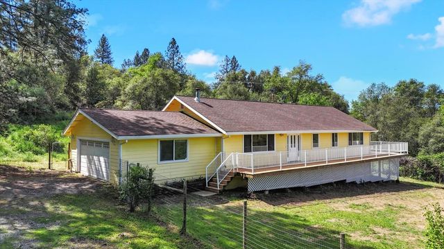 14319 Ballantree Ln, Grass Valley, CA 95949