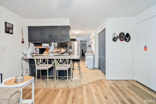 501 S Hardacre Court, New Castle, IN 47362