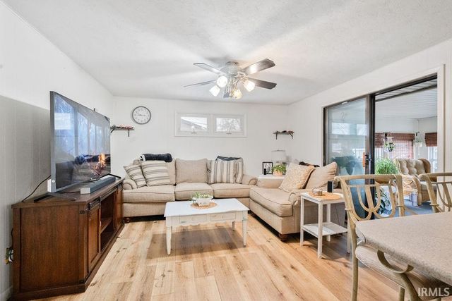 501 S Hardacre Court, New Castle, IN 47362