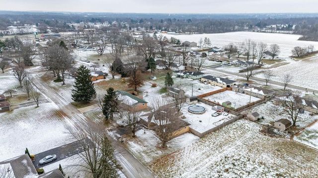 501 S Hardacre Court, New Castle, IN 47362