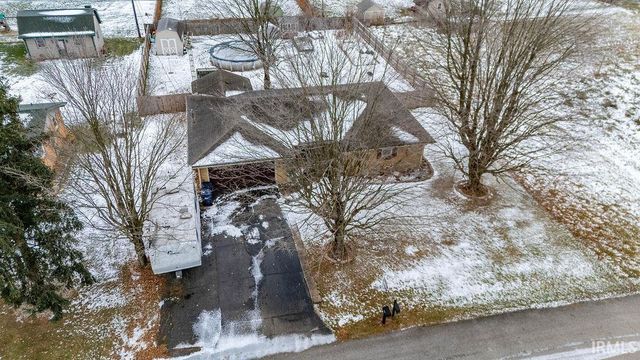 501 S Hardacre Court, New Castle, IN 47362