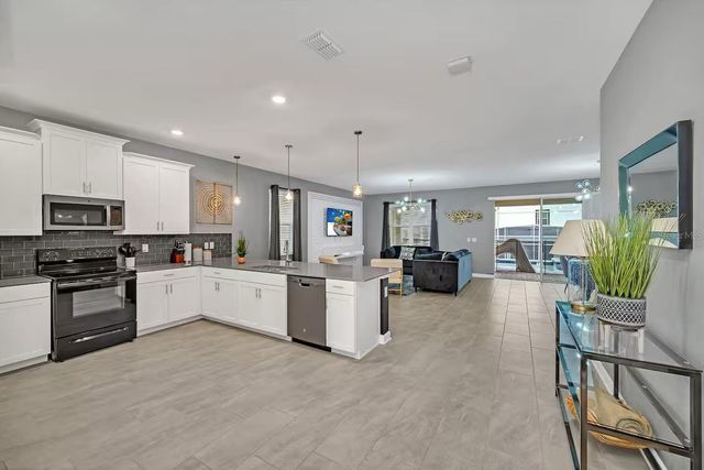 1225 CHALLENGE DRIVE, Davenport, FL 33896