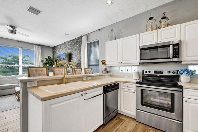 14866 SW 19th Ct, Miramar, FL 33027