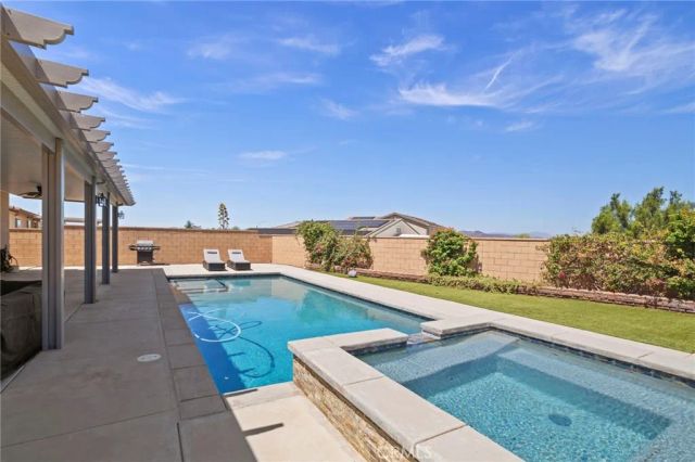 31416 Boston Ivy, Winchester, CA 92596