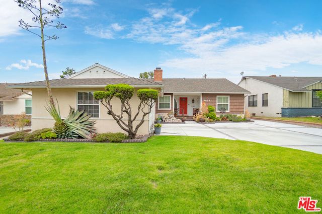 9619 S 11th Avenue, Inglewood, CA 90305