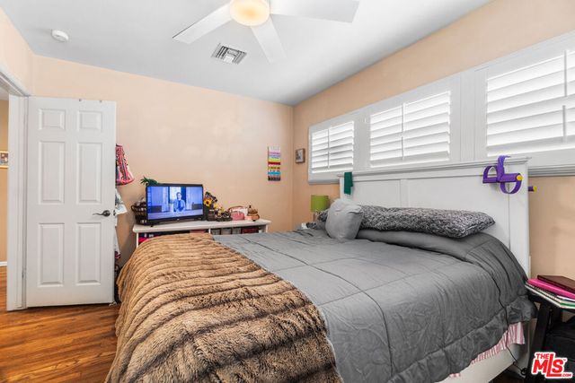 9619 S 11th Avenue, Inglewood, CA 90305