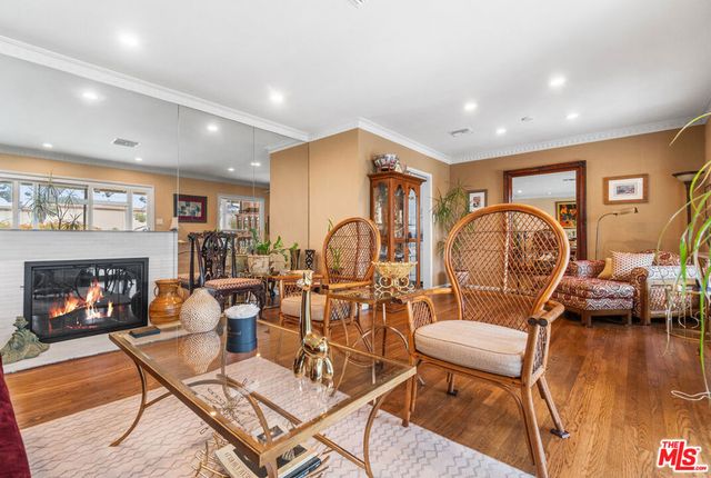 9619 S 11th Avenue, Inglewood, CA 90305