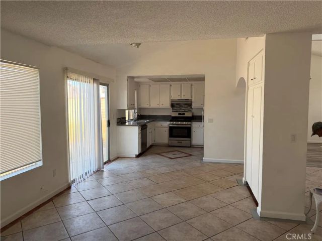 1715 Boysenberry Way, Palmdale, CA 93550