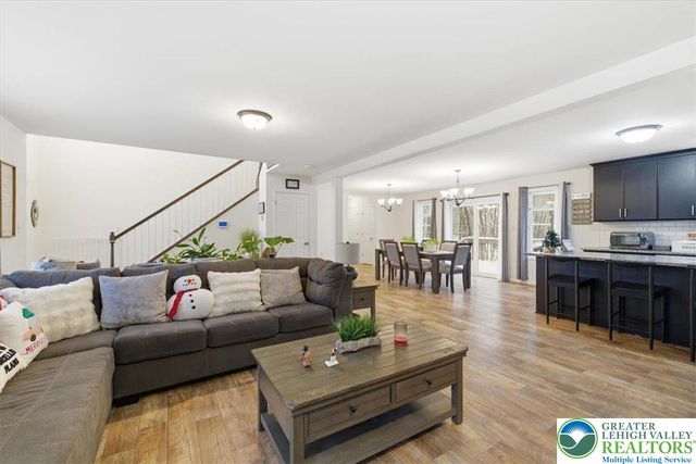 232 Shenandoah Trail, Chestnuthill Twp, PA 18330