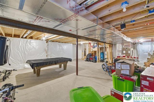 232 Shenandoah Trail, Chestnuthill Twp, PA 18330