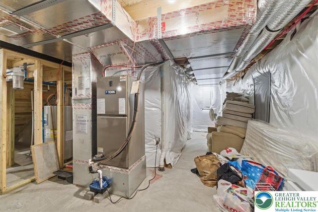 232 Shenandoah Trail, Chestnuthill Twp, PA 18330