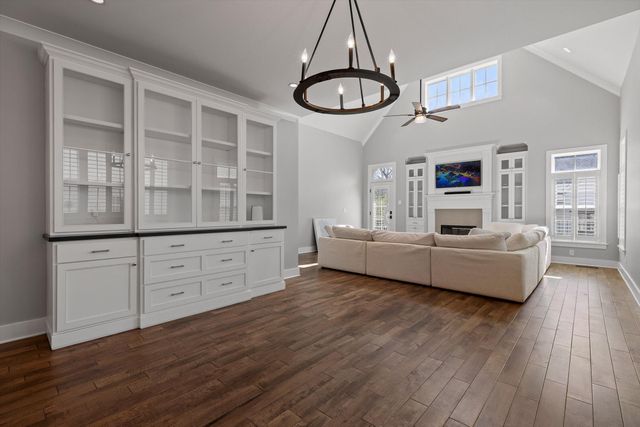 2361 Weeping Willow Drive, Ooltewah, TN 37363