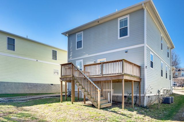 512A Eastboro Dr, Nashville, TN 37209