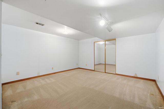 2803 Meadow Stream, Fort Wayne, IN 46825