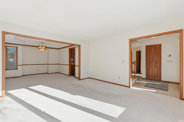 2803 Meadow Stream, Fort Wayne, IN 46825