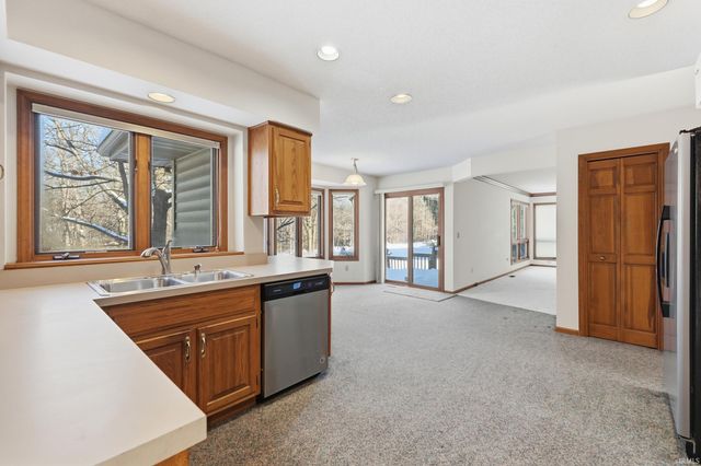 2803 Meadow Stream, Fort Wayne, IN 46825