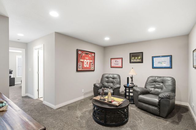 1904 TALCO DR, Columbia, MO 65201