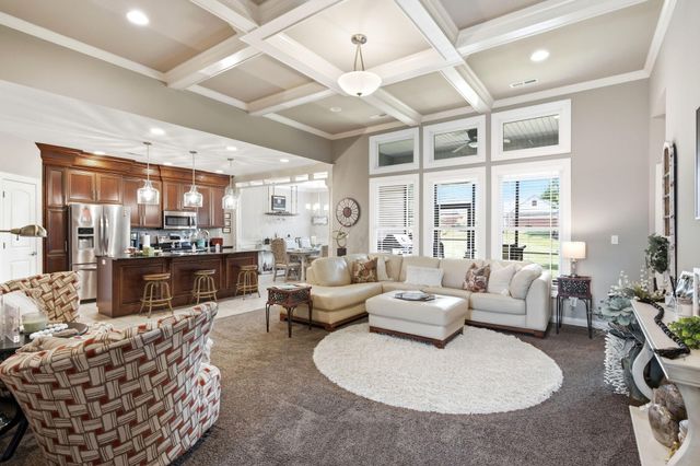 1904 TALCO DR, Columbia, MO 65201
