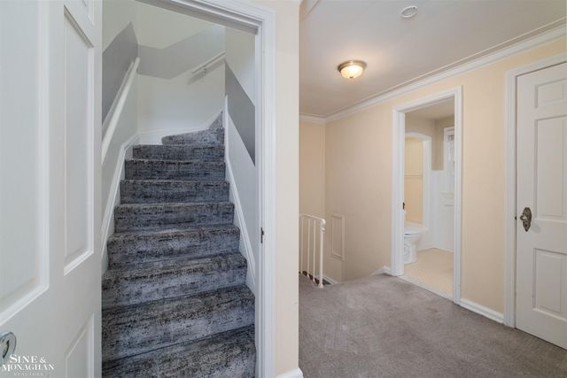 47 Cranford Lane, Grosse Pointe, MI 48230