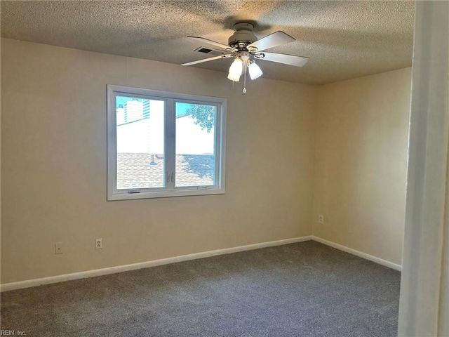 2304 La Jolla CT, Virginia Beach, VA 23451