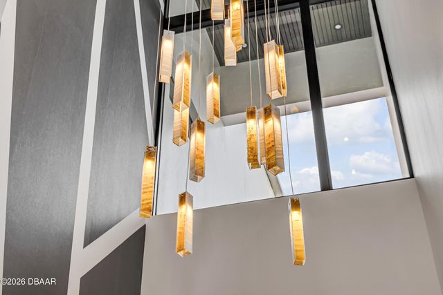 1194 N Peninsula Avenue, New Smyrna Beach, FL 32169