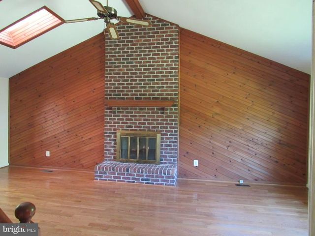 681 HOOK RD, Westminster, MD 21157