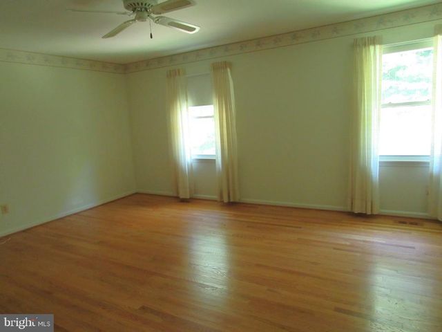 681 HOOK RD, Westminster, MD 21157