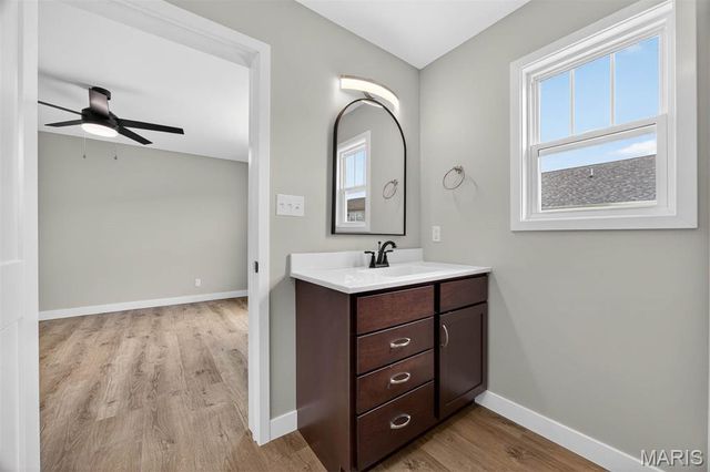 40 Auburn Court B, Highland, IL 62249