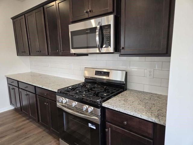 12 Briarwood W Drive, Dawsonville, GA 30534