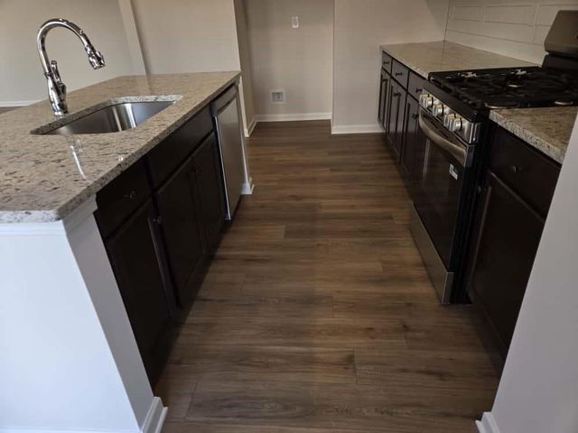 12 Briarwood W Drive, Dawsonville, GA 30534