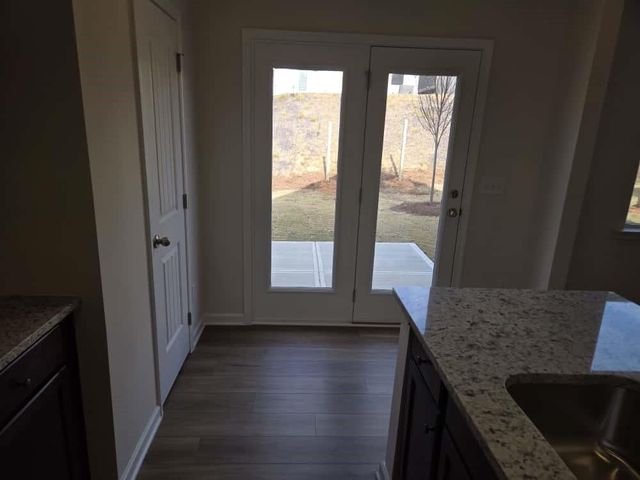 12 Briarwood W Drive, Dawsonville, GA 30534