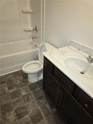 12 Briarwood W Drive, Dawsonville, GA 30534