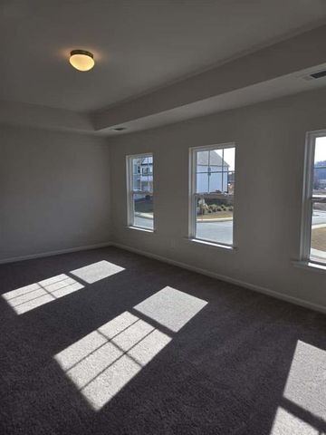 12 Briarwood W Drive, Dawsonville, GA 30534