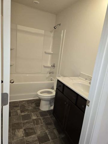 12 Briarwood W Drive, Dawsonville, GA 30534