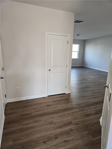 12 Briarwood W Drive, Dawsonville, GA 30534