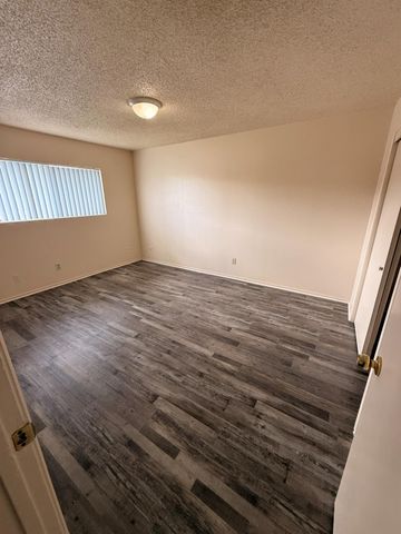 201 E Walnut Avenue, Coalinga, CA 93210