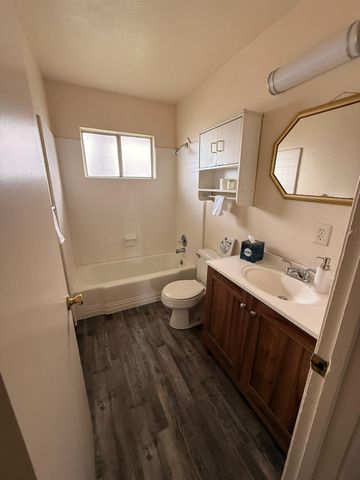 201 E Walnut Avenue, Coalinga, CA 93210