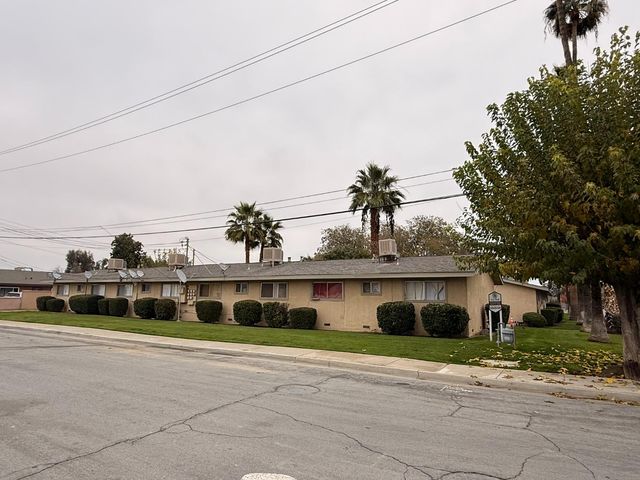 201 E Walnut Avenue, Coalinga, CA 93210