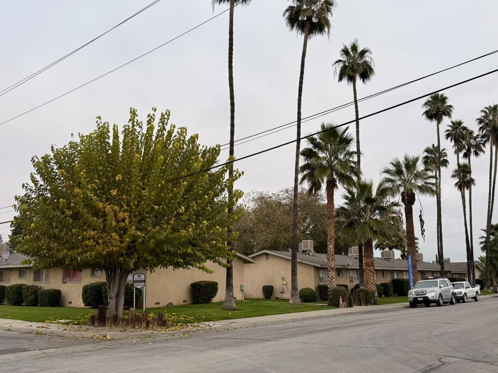 201 E Walnut Avenue, Coalinga, CA 93210