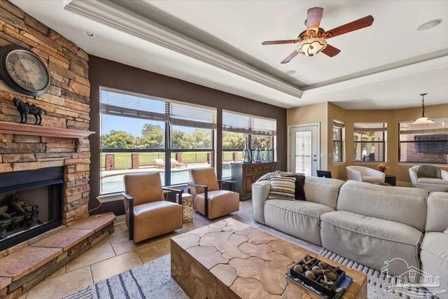 2858 Pga Blvd, Navarre, FL 32566