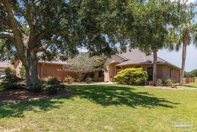 2858 Pga Blvd, Navarre, FL 32566